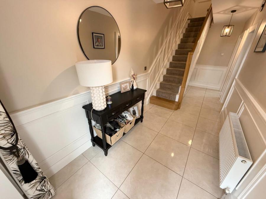 20 Crewroe Avenue