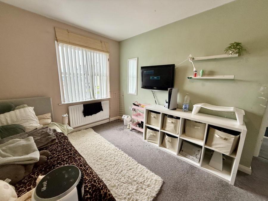 12 Neills Avenue