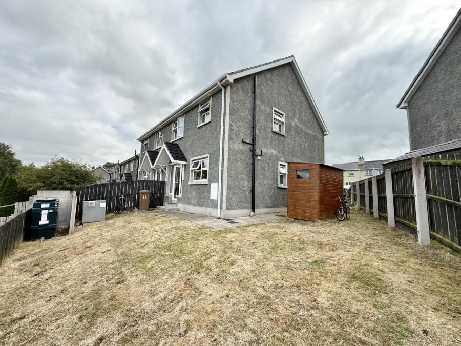 12 Neills Avenue