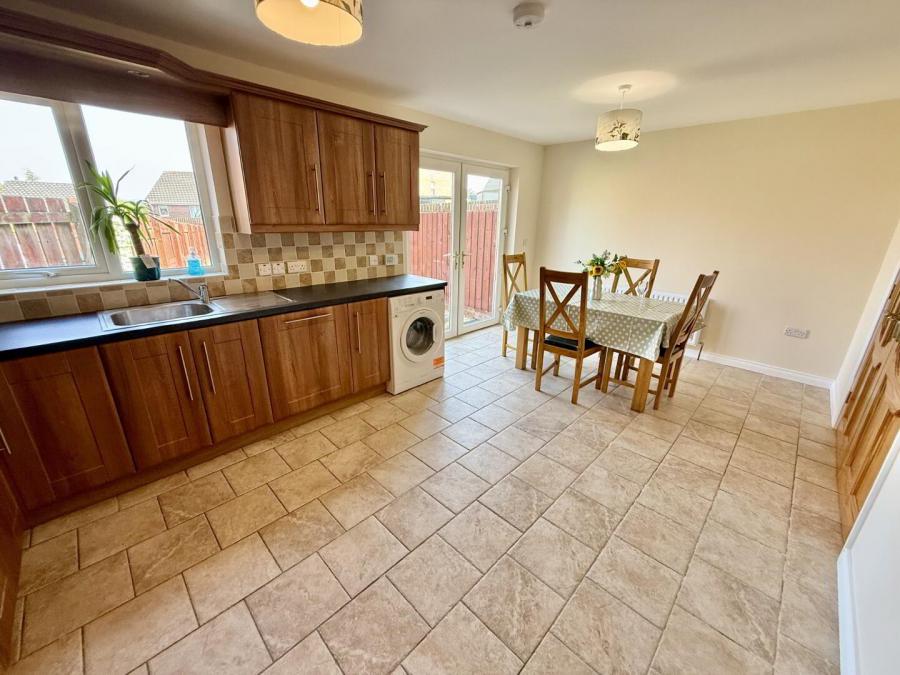 4 Mulcreevy Close