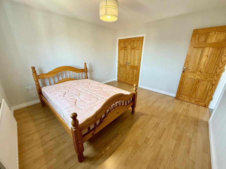 4 Mulcreevy Close