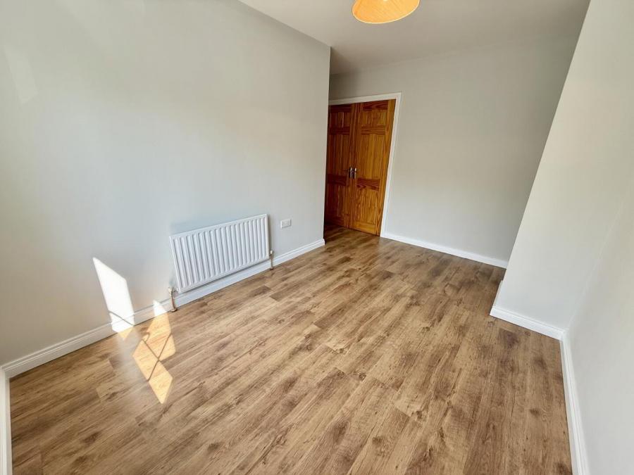 4 Mulcreevy Close