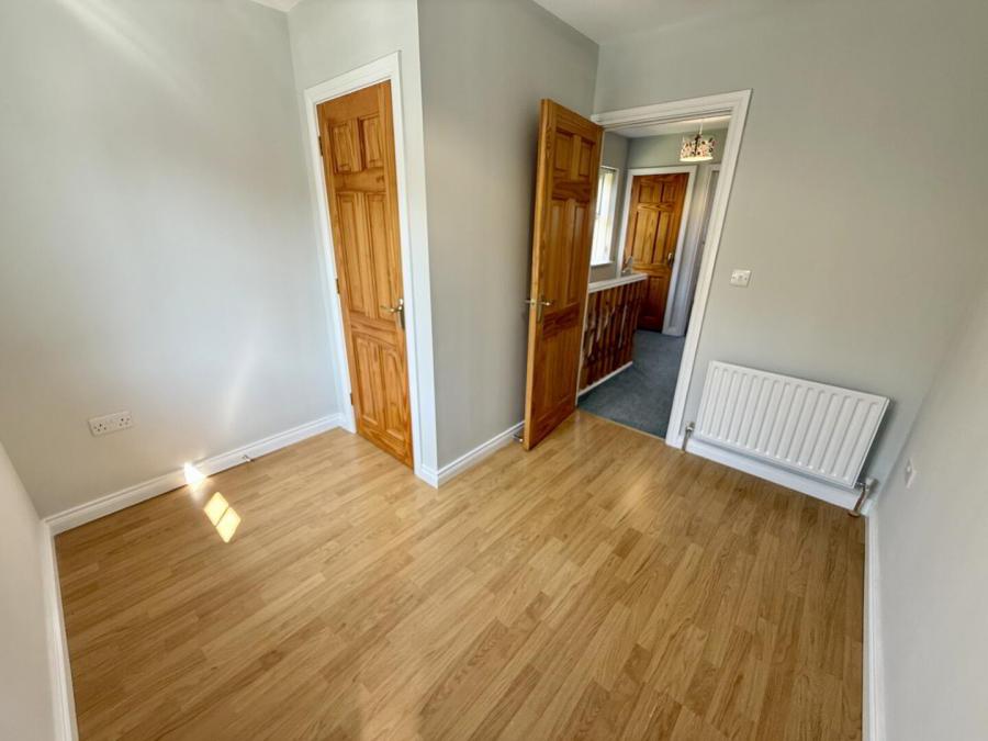4 Mulcreevy Close