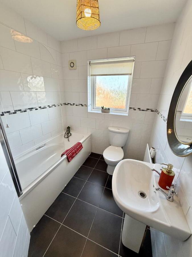 4 Mulcreevy Close