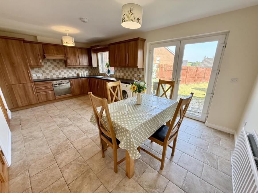 4 Mulcreevy Close