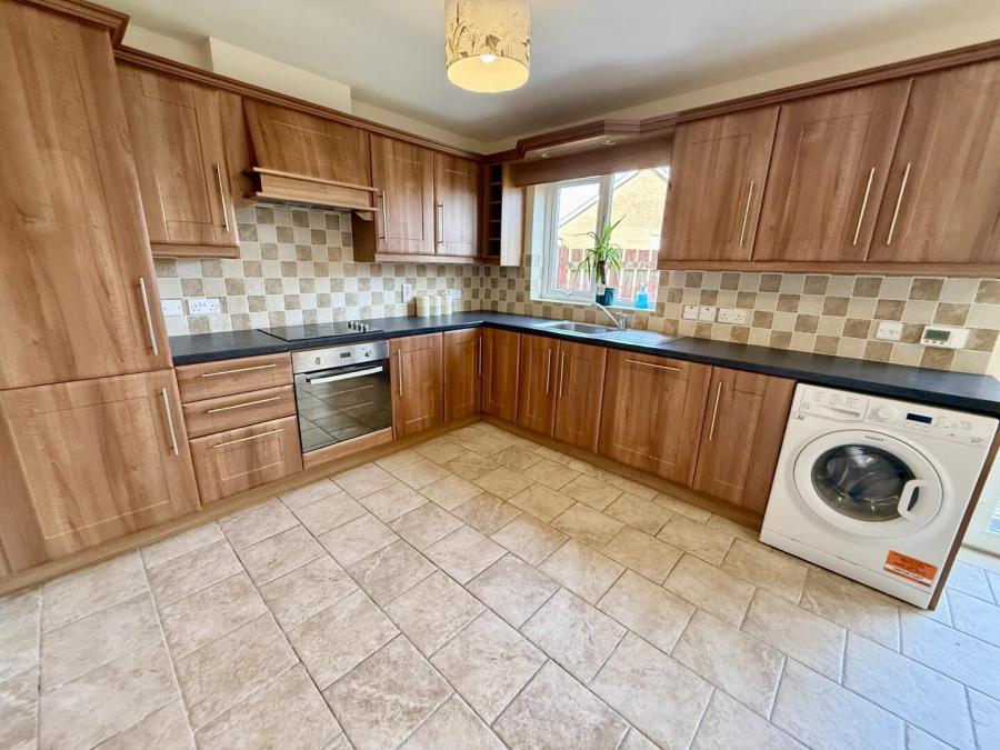 4 Mulcreevy Close