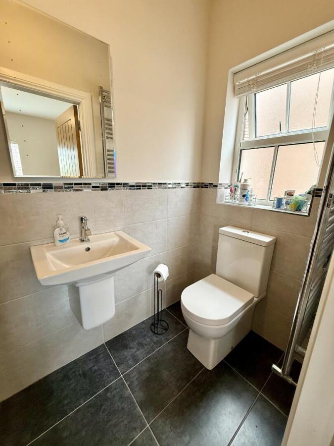36 Limestone Square, Rock Road