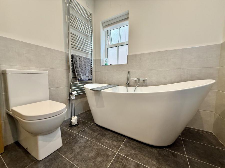 36 Limestone Square, Rock Road