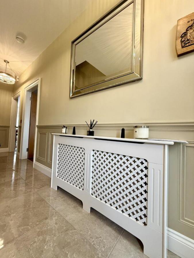 36 Limestone Square, Rock Road