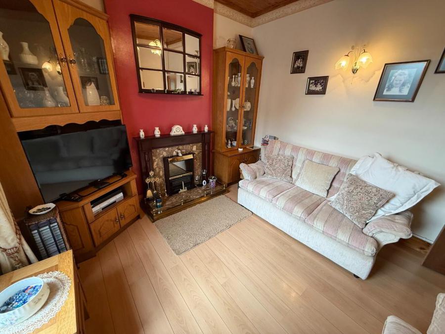 6 Hillside Terrace 6 Hillside Terrace