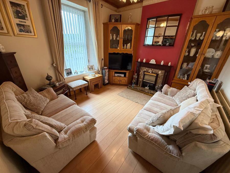 6 Hillside Terrace