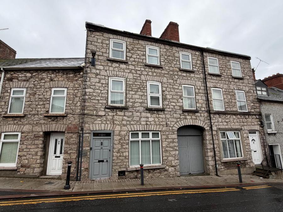 25 Abbey Street