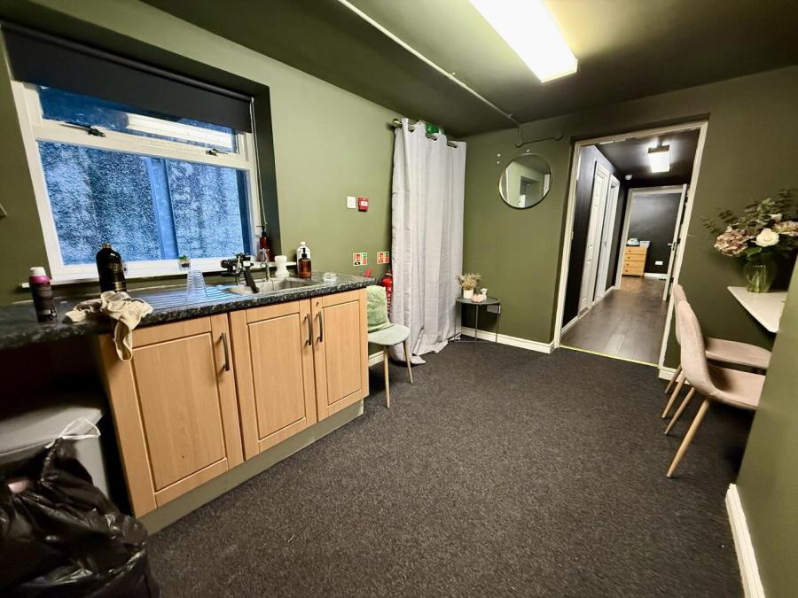 Basement @ 16 Russell Street