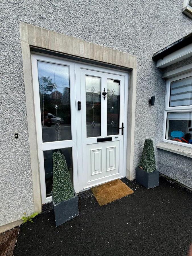 16A Rosemount Avenue