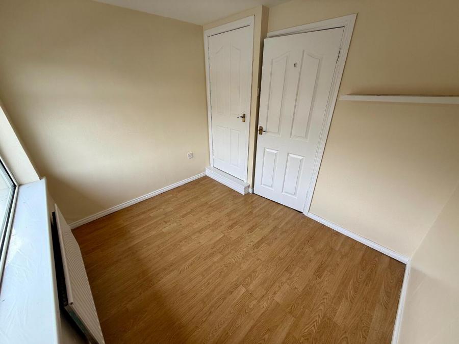 16 Legar Hill Park