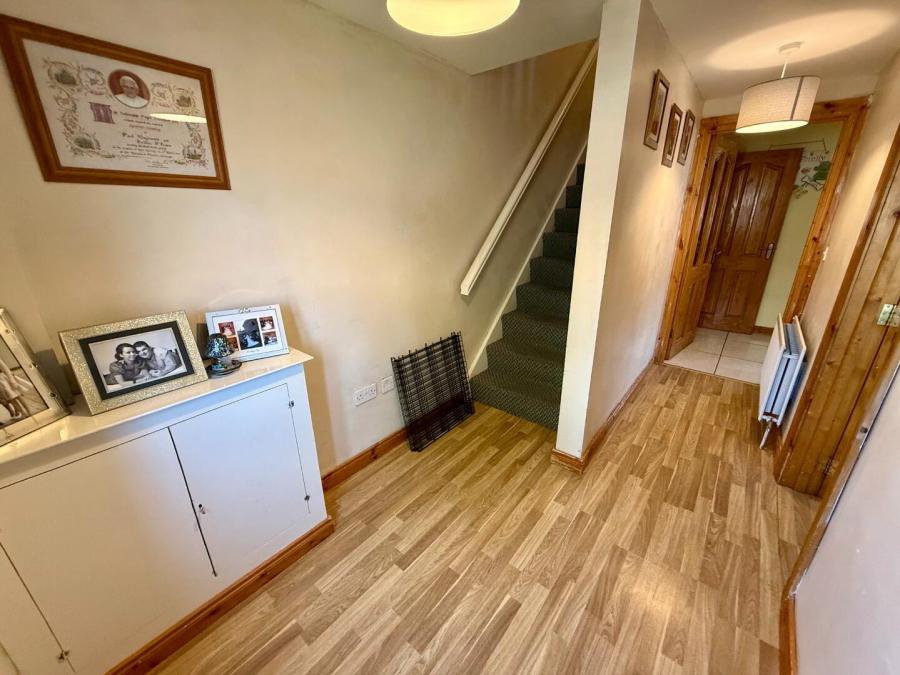 2 Drumbreda Gardens
