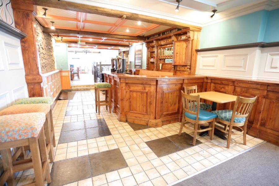 The Gas Lamp, 55 Thomas Street
