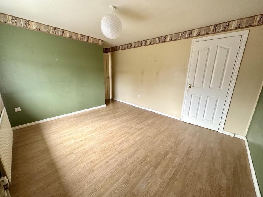 16 Legar Hill Park
