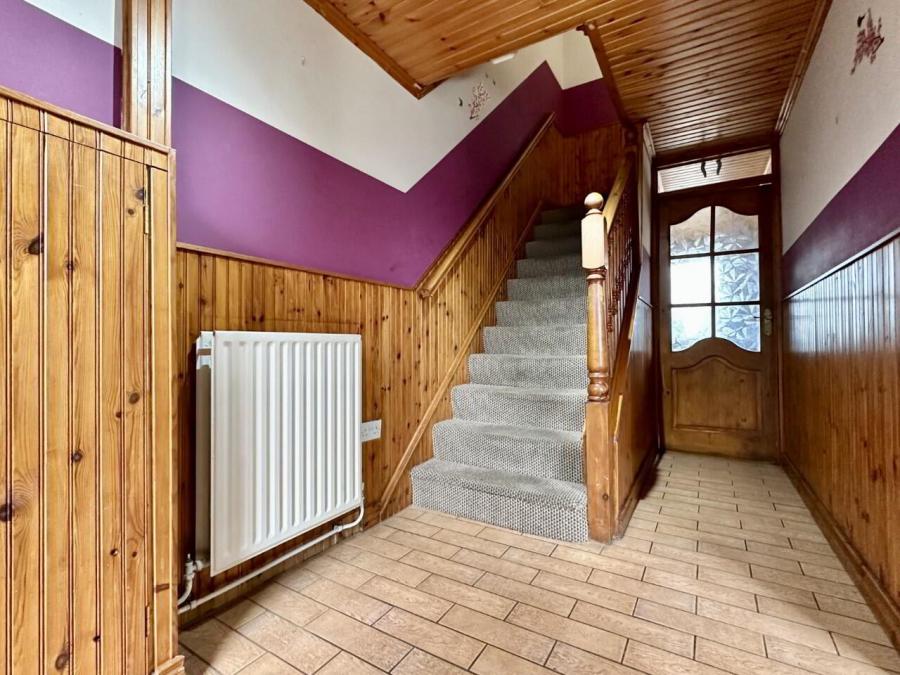 16 Legar Hill Park