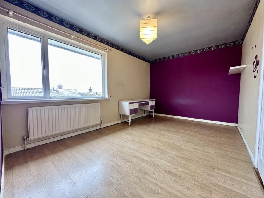 16 Legar Hill Park