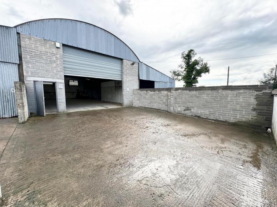 3 Bed Accommodation No. 3 Madden Road
