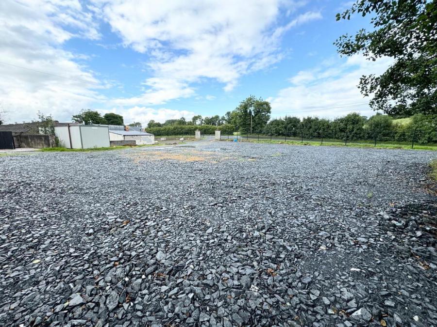 Commercial Sheds, Yard &, 3 Bed Accommodation No. 3 Madden Road