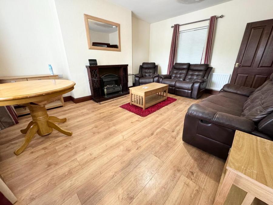 Commercial Sheds, Yard &, 3 Bed Accommodation No. 3 Madden Road