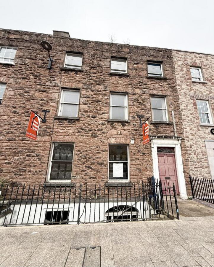 45 Upper English Street