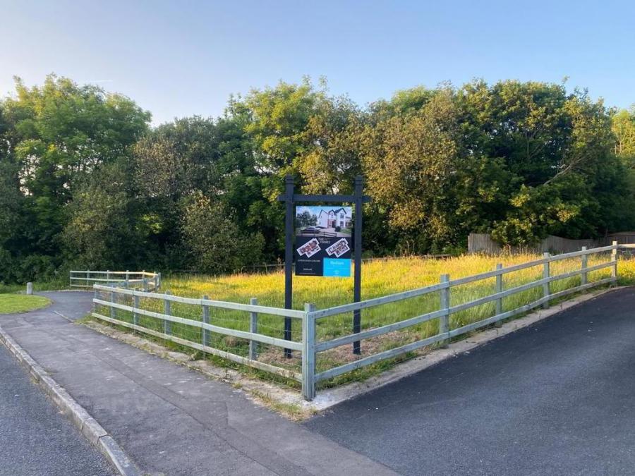 Adjacent To 19 Greenfield Way