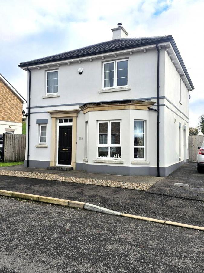 10 Bluebell Glade