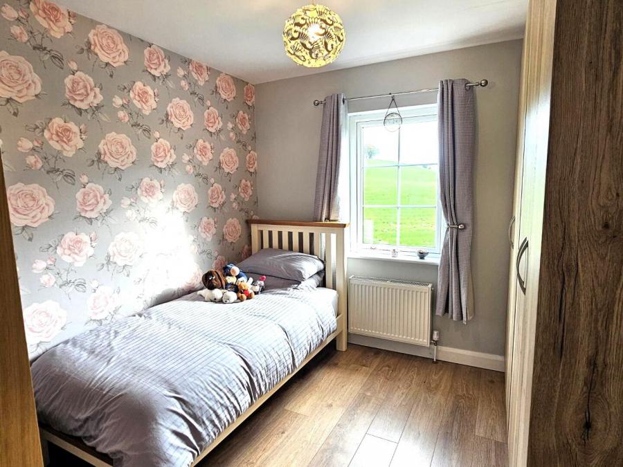 10 Bluebell Glade