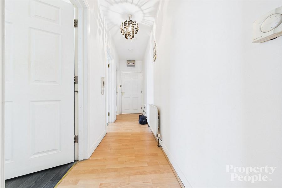 Apartment 12, 42 St. Marys Gardens
