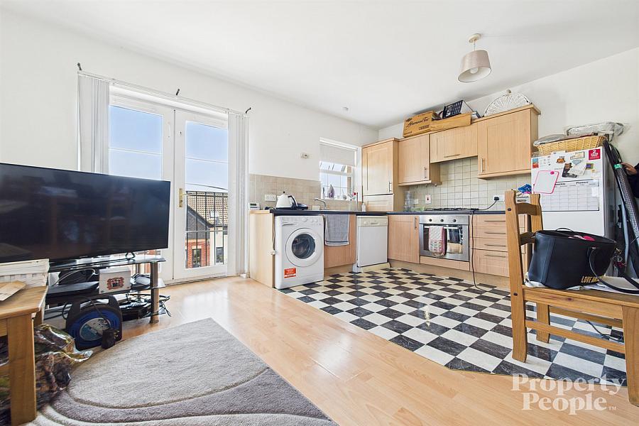 Apartment 12, 42 St. Marys Gardens
