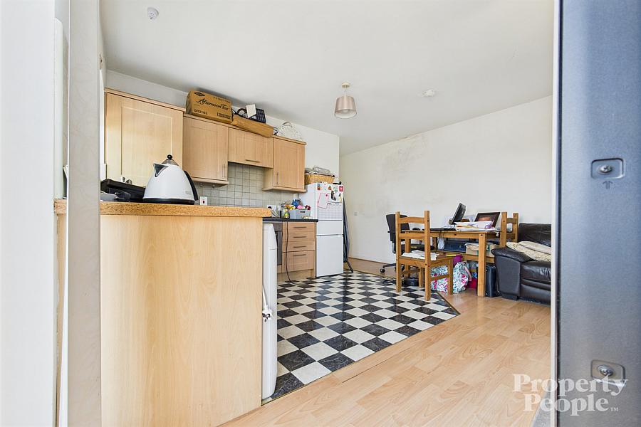 Apartment 12, 42 St. Marys Gardens