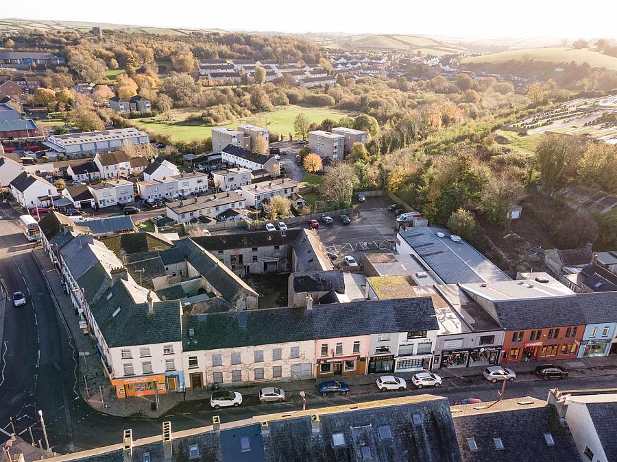 Former Lantern Bar, 18 High Street