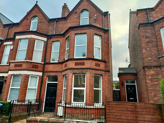 43 Oakland Avenue,belfast, BT4 3BW