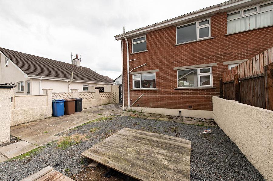 19 Craigs Road