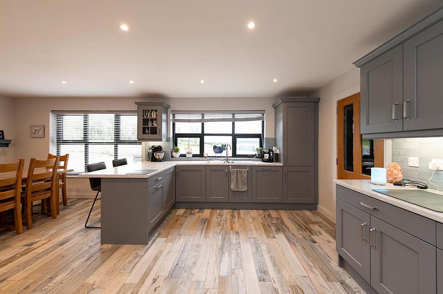 3 Mullaghdrin Road East