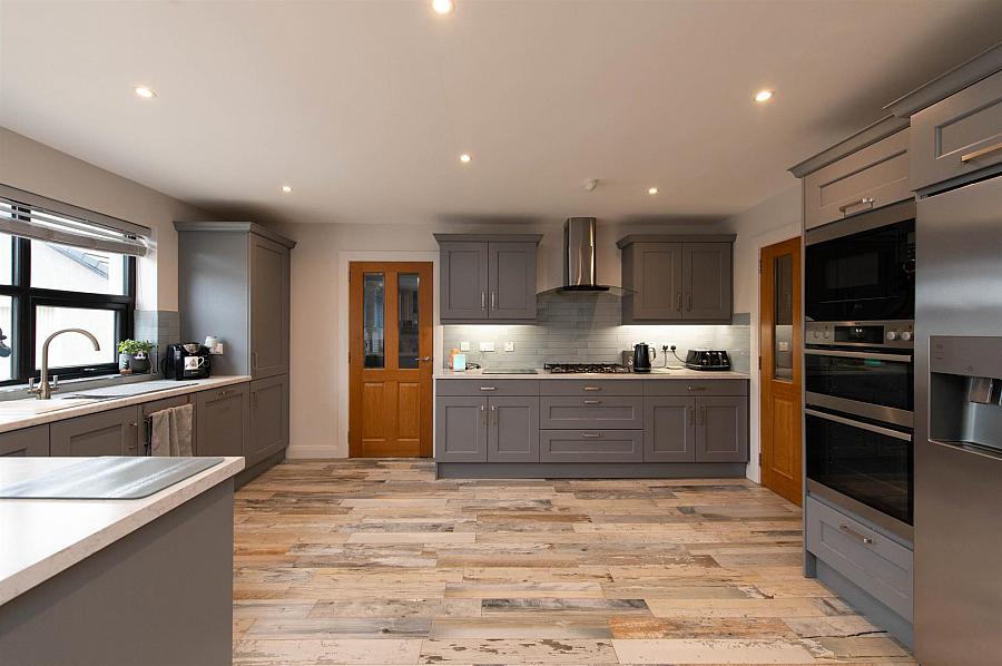 3 Mullaghdrin Road East