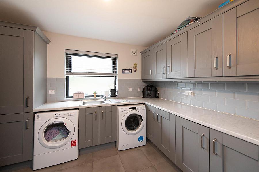 3 Mullaghdrin Road East