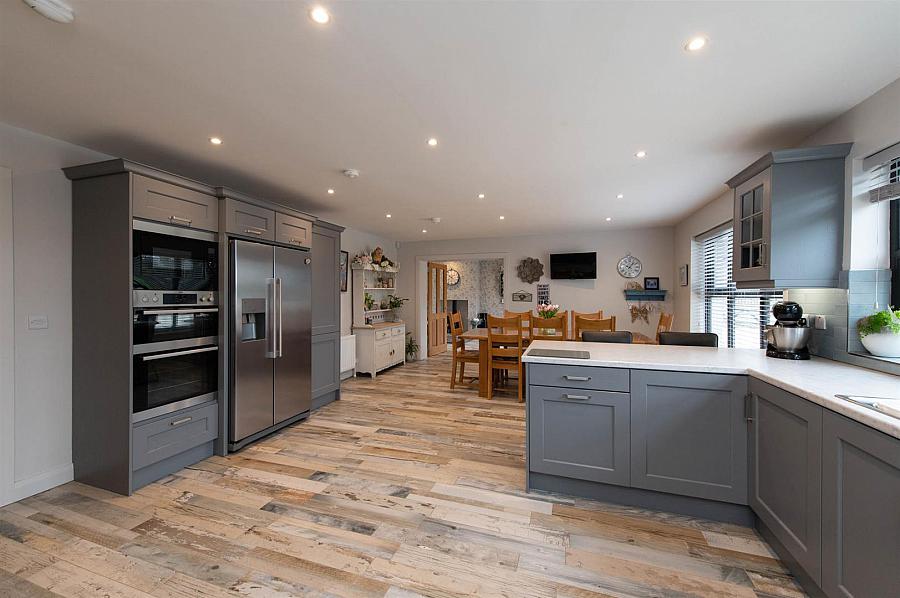 3 Mullaghdrin Road East