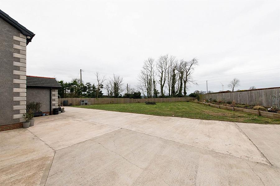 3 Mullaghdrin Road East