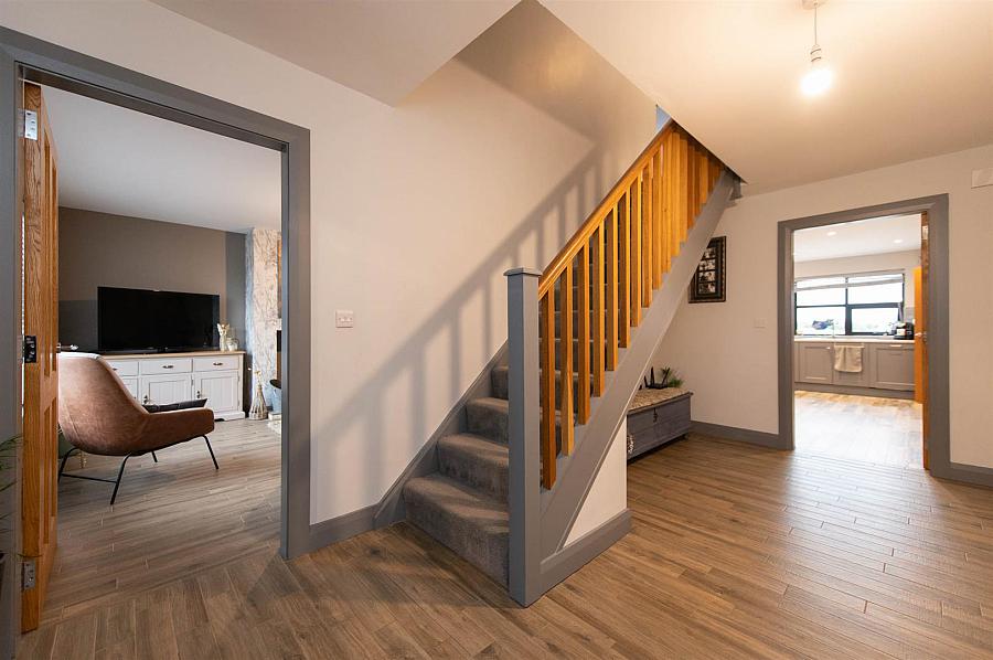 3 Mullaghdrin Road East
