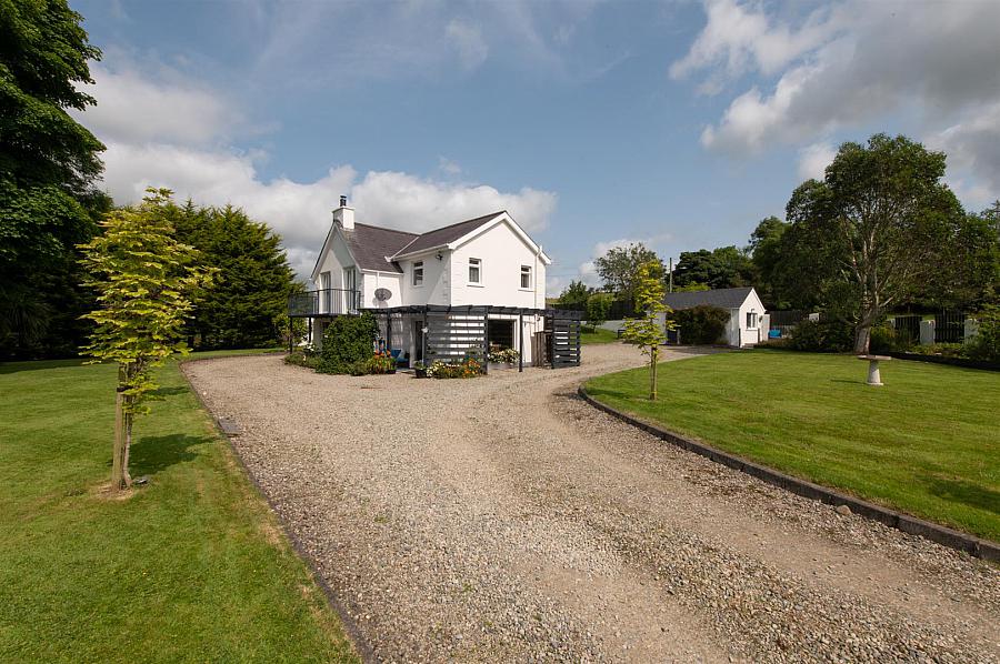 54 Cherryhill Road