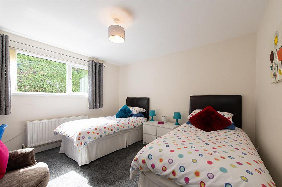 36 Lisburn Road