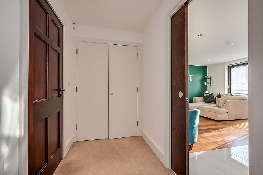 Apt 33 2 Ulster Street