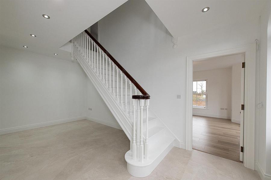 River House, 6 Magheratimpany Road