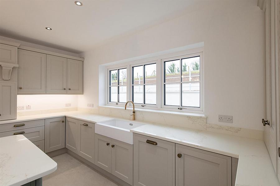 River House, 6 Magheratimpany Road