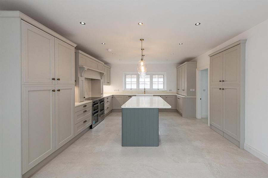 River House, 6 Magheratimpany Road