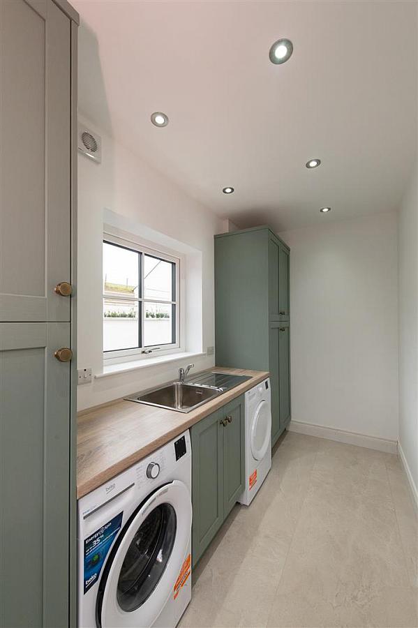 River House, 6 Magheratimpany Road